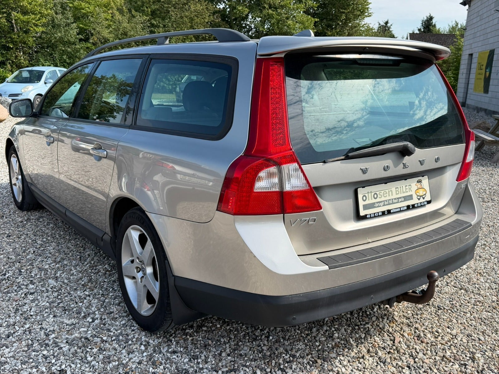 Beige Volvo V70 fra 2007