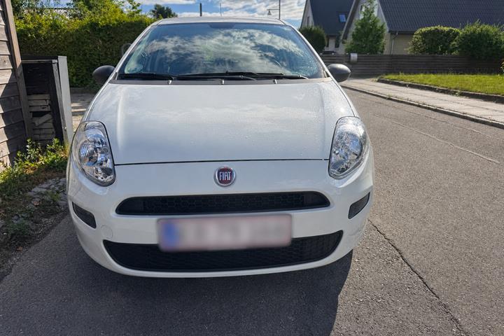 Hvid Fiat Punto fra 2013