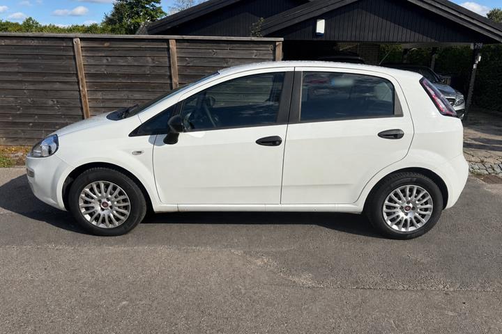 Hvid Fiat Punto fra 2013