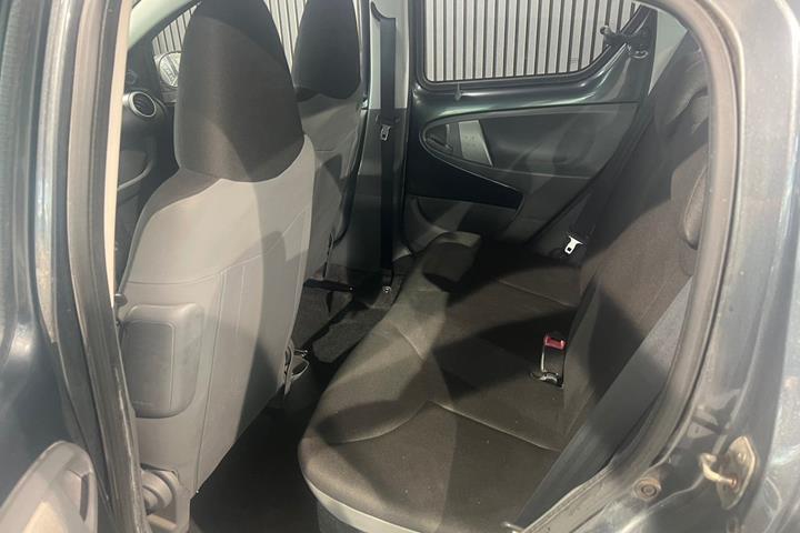 undefined Toyota Aygo fra 2010