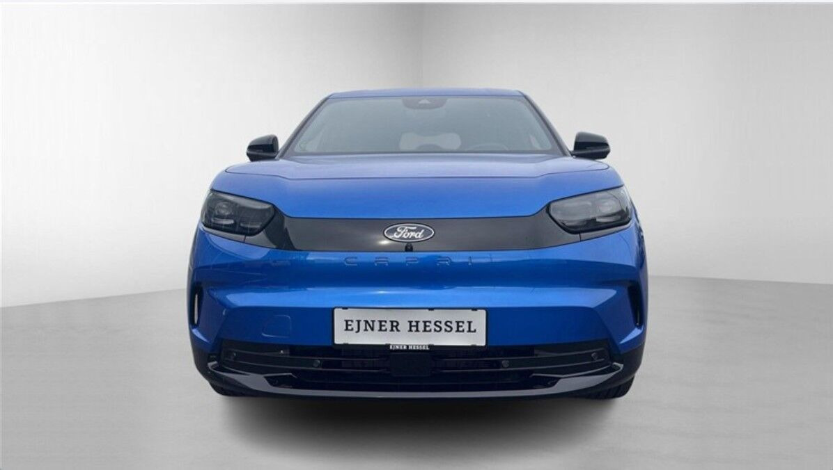 Blå Ford Capri fra 2025