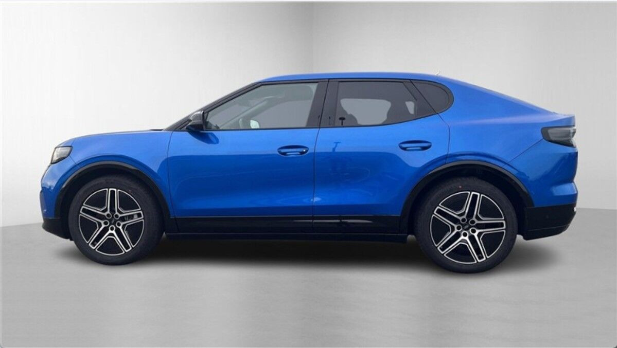 Blå Ford Capri fra 2025