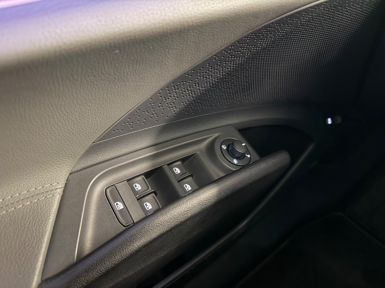 Sort Skoda Enyaq fra 2021