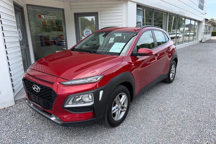 Rød Hyundai Kona fra 2017 set udefra