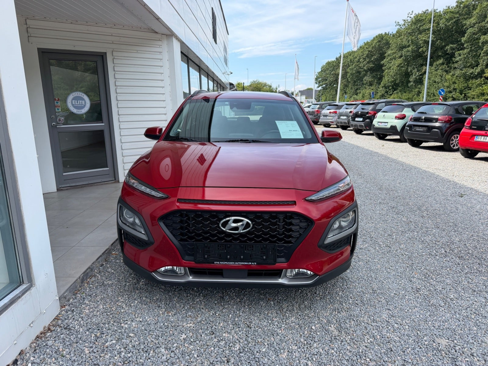 Rød Hyundai Kona fra 2017