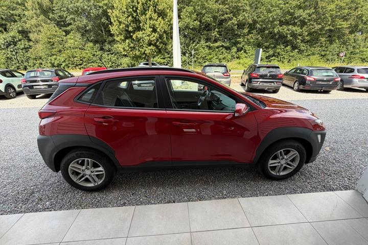 Rød Hyundai Kona fra 2017