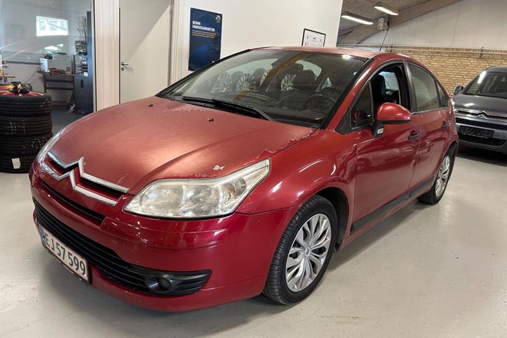Rød Citroën C4 fra 2008