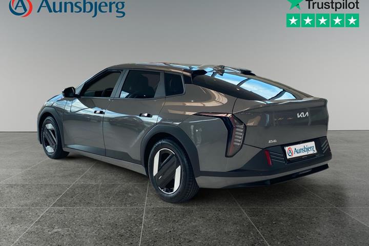 Grå Kia EV4 fra 2026