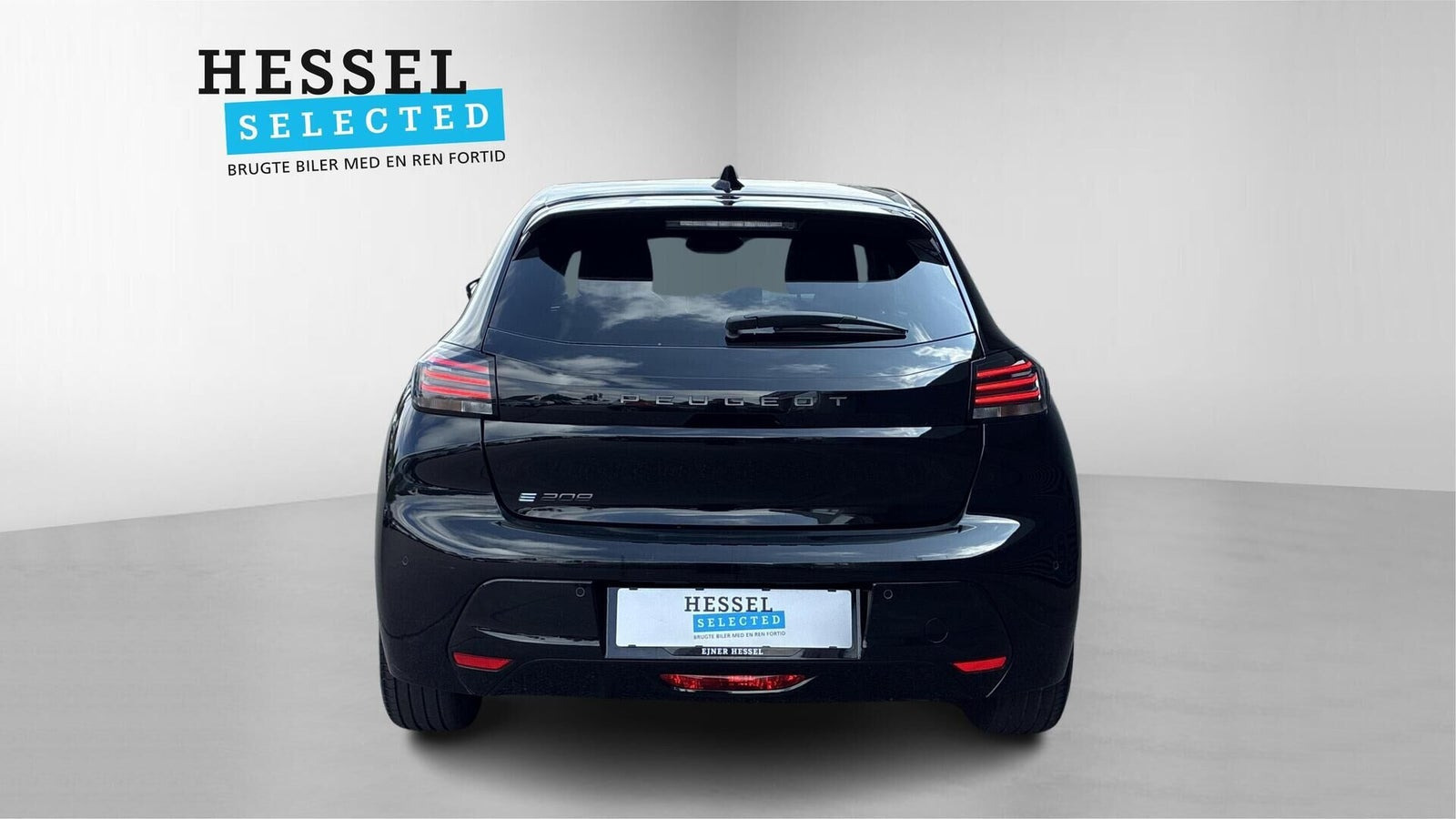 Sort Peugeot e-208 fra 2024