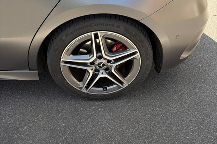 undefined Mercedes 200/230 fra 2019