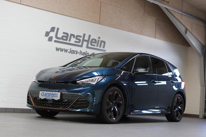 Blå Cupra Born fra 2024