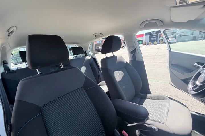 Hvid VW Polo fra 2015