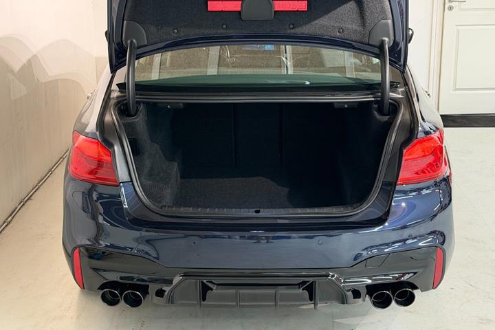 Sort BMW 530d fra 2017