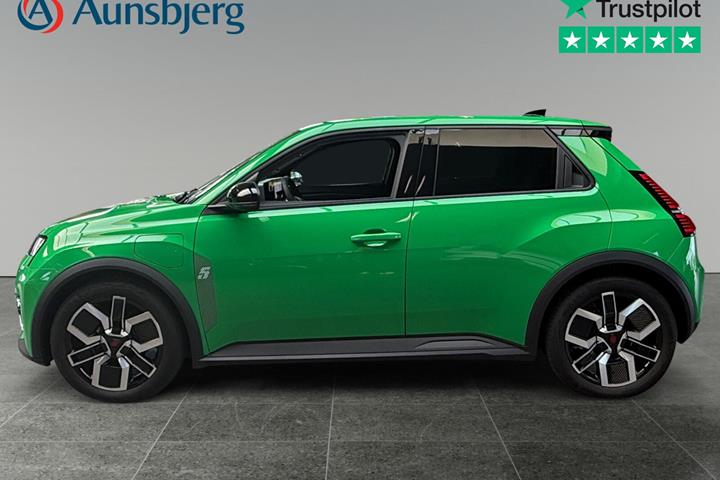 Grøn Renault 5 E-Tech fra 2025