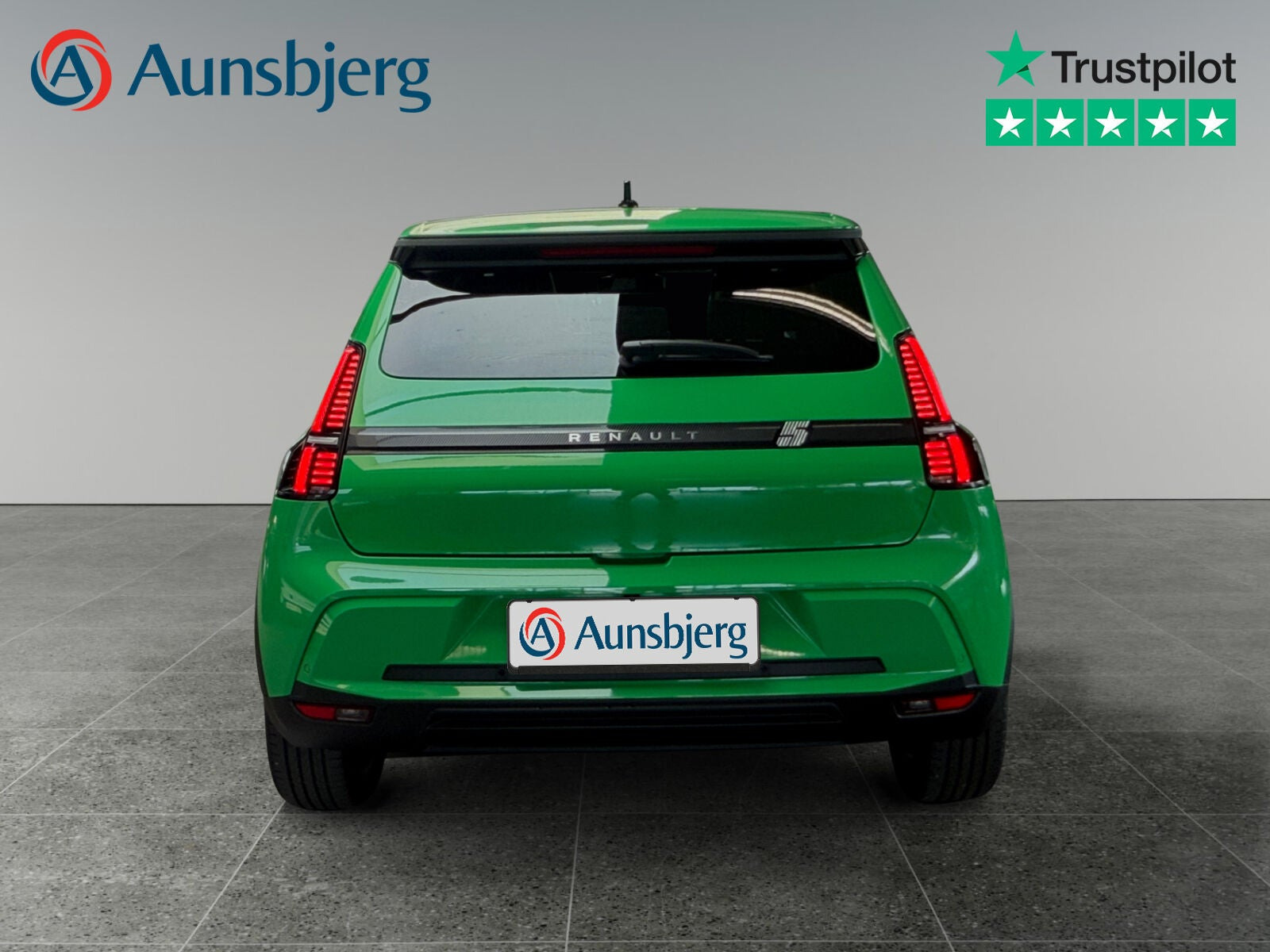 Grøn Renault 5 E-Tech fra 2025