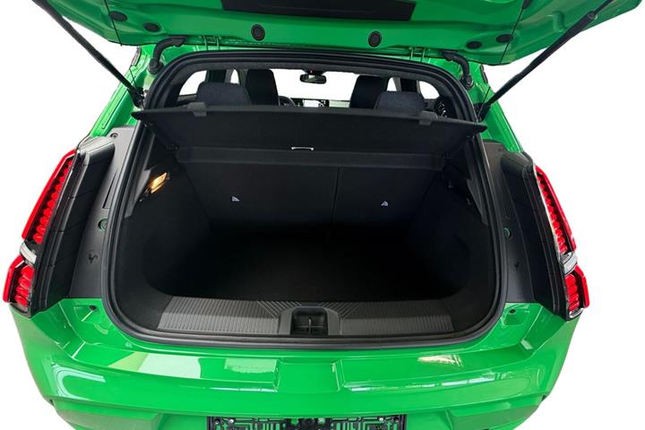 Grøn Renault 5 E-Tech fra 2025