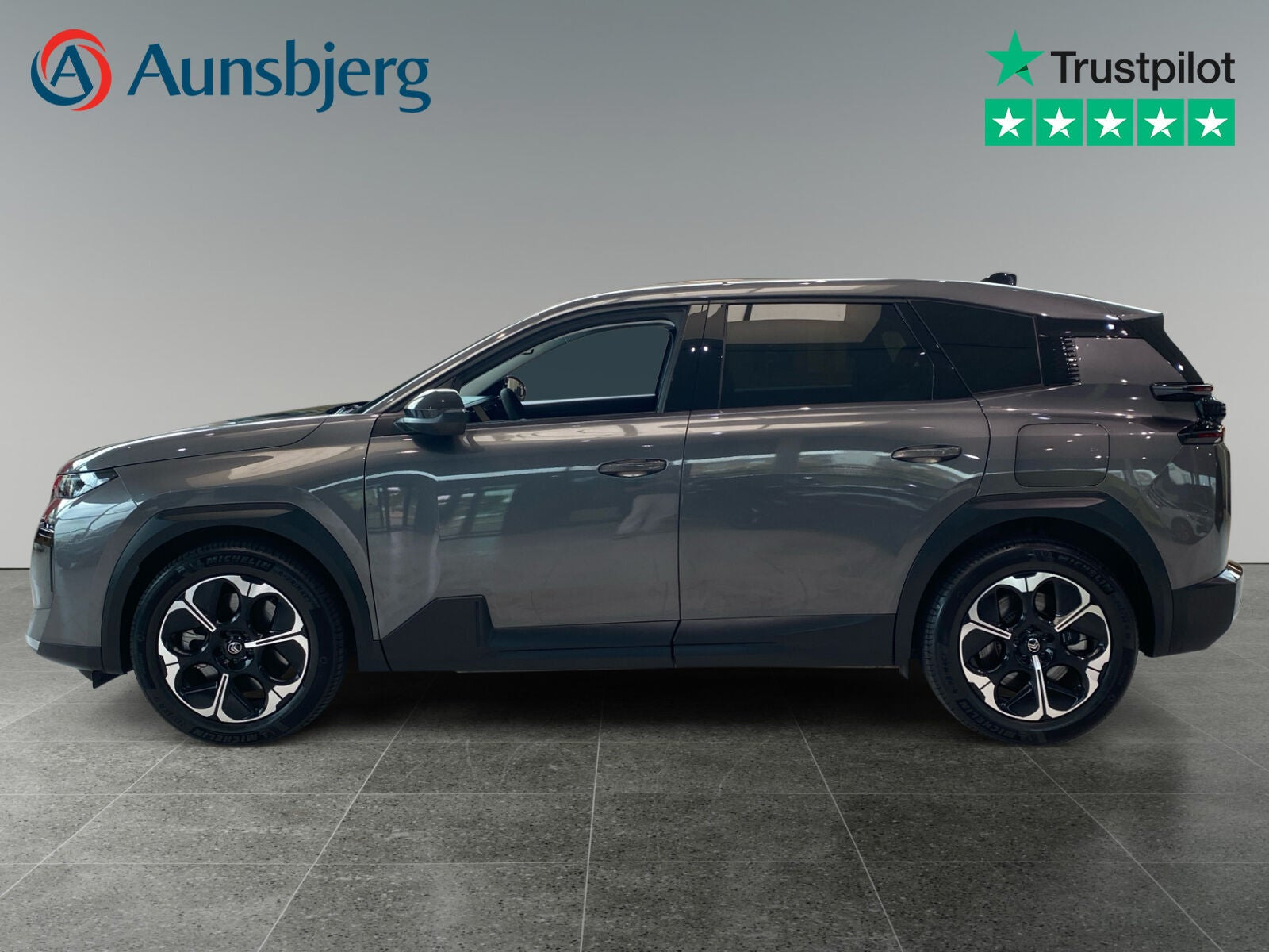Grå Citroën ë-C5 Aircross fra 2025