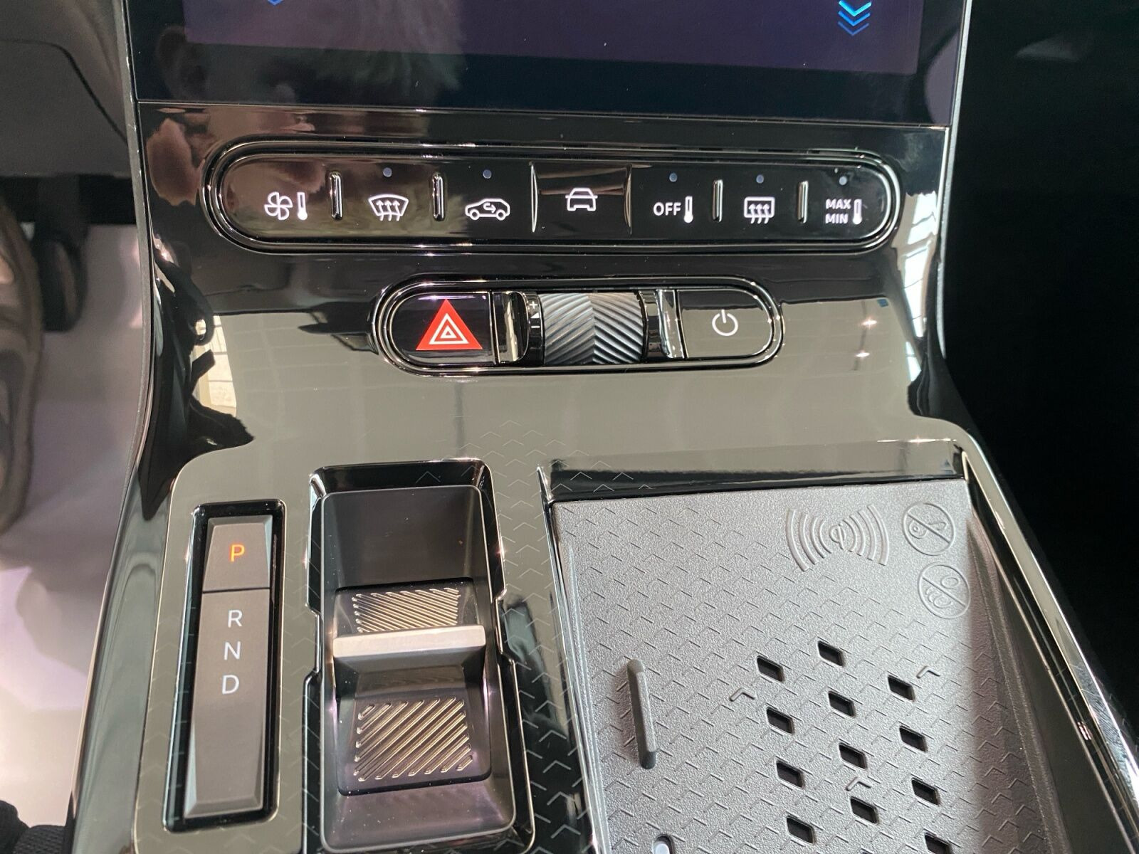 Grå Citroën ë-C5 Aircross fra 2025