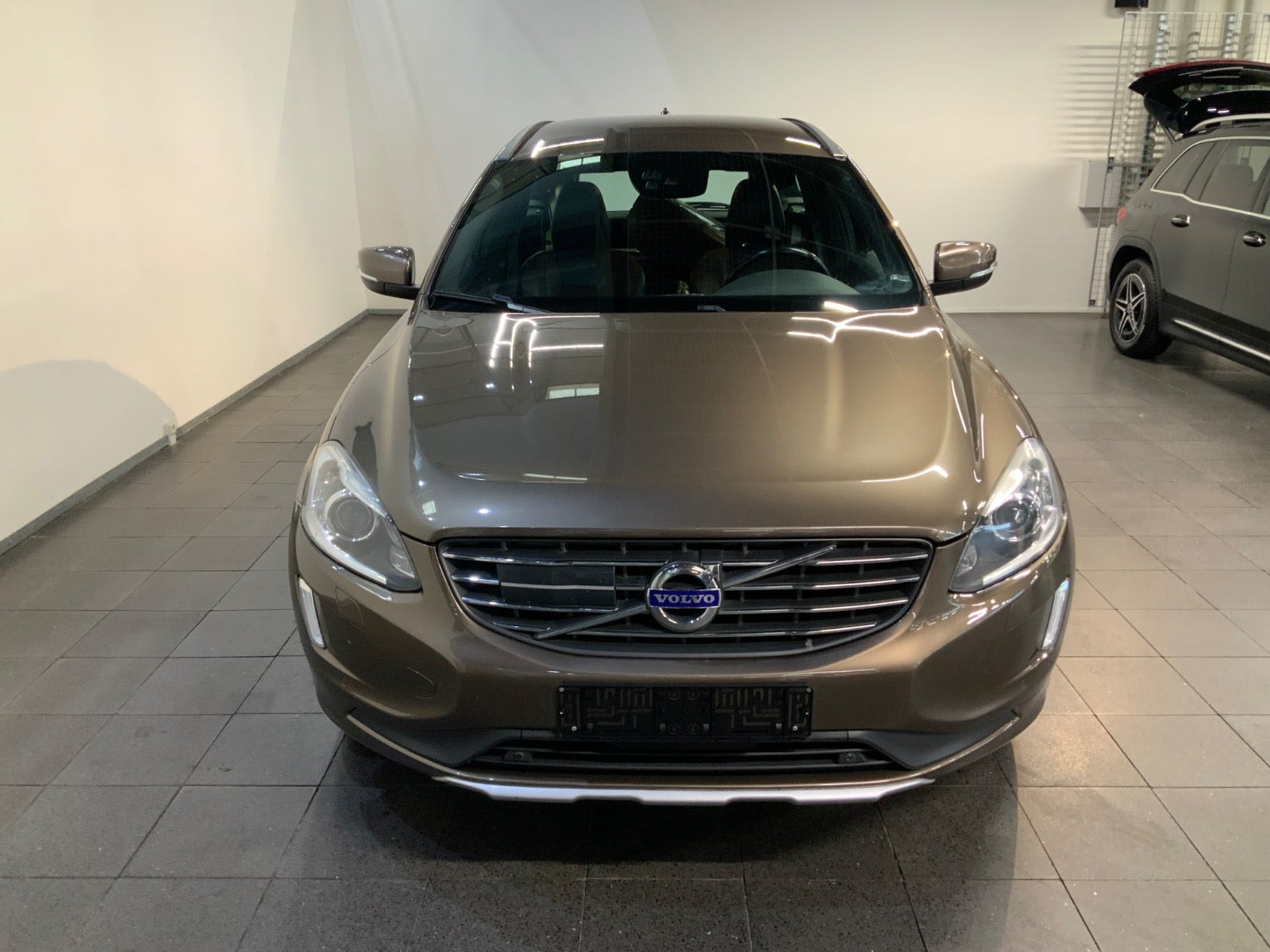 Brun Volvo XC60 fra 2015