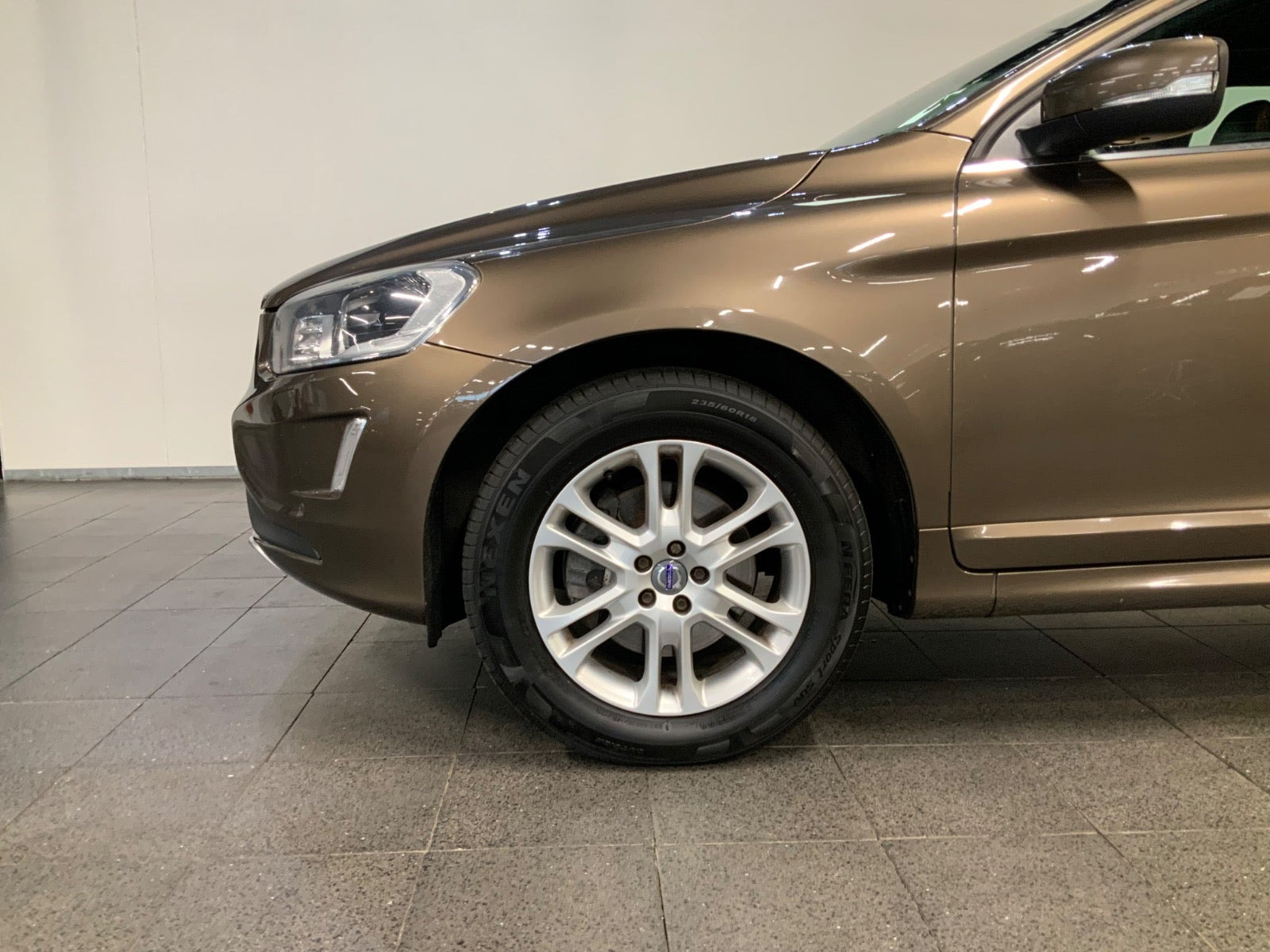 Brun Volvo XC60 fra 2015