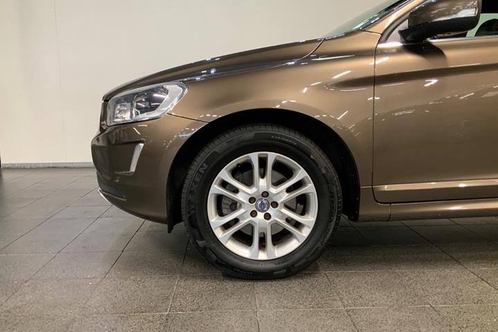 Brun Volvo XC60 fra 2015