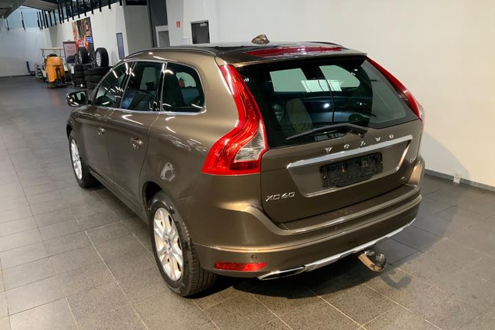 Brun Volvo XC60 fra 2015