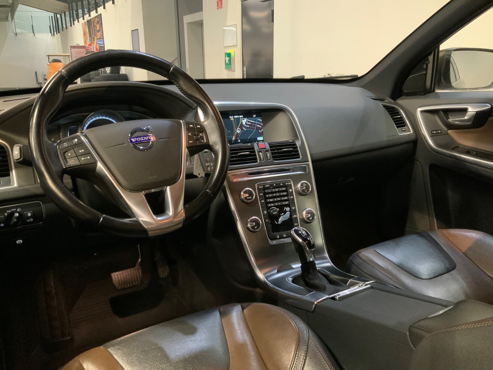 Brun Volvo XC60 fra 2015