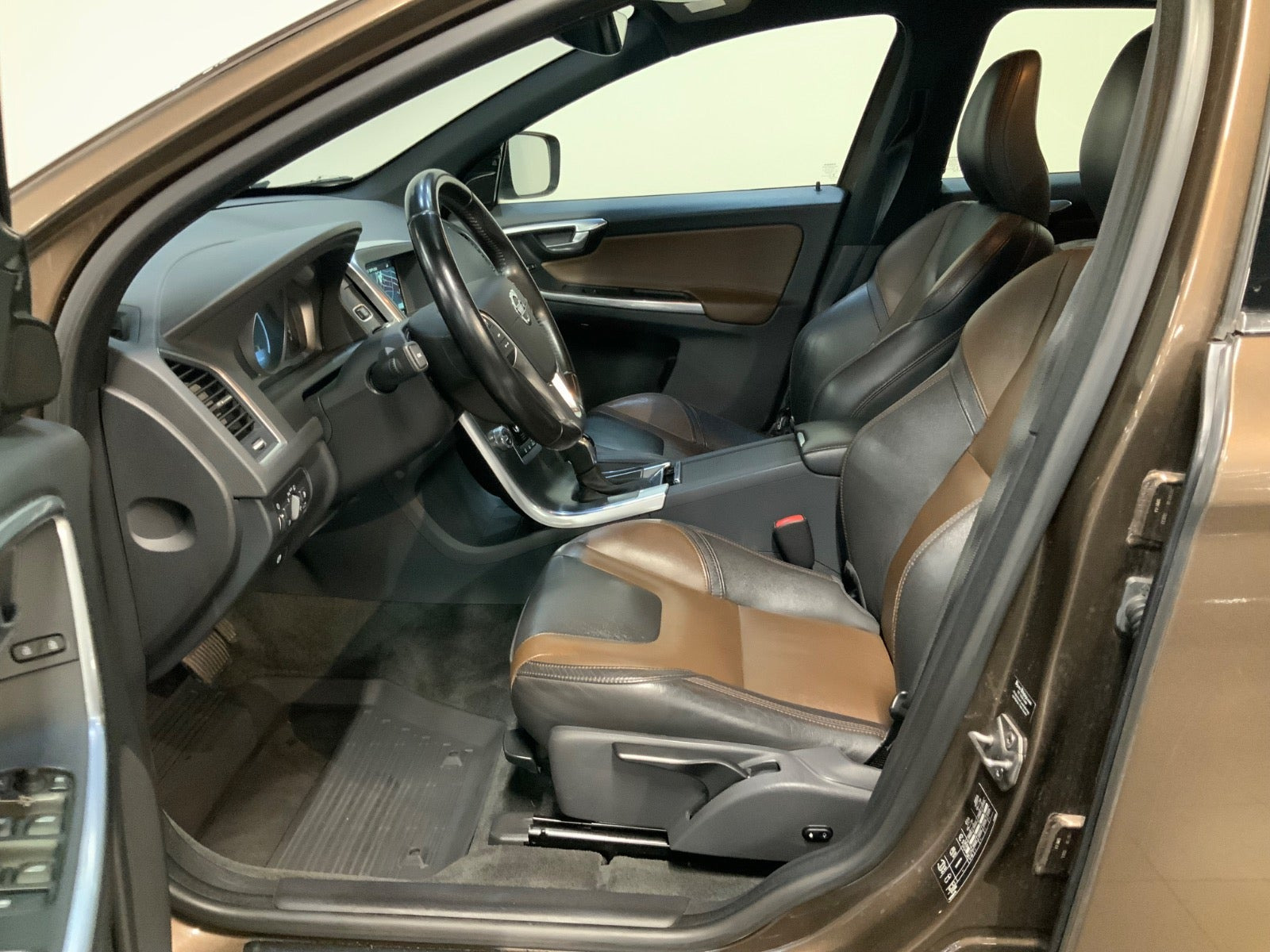 Brun Volvo XC60 fra 2015