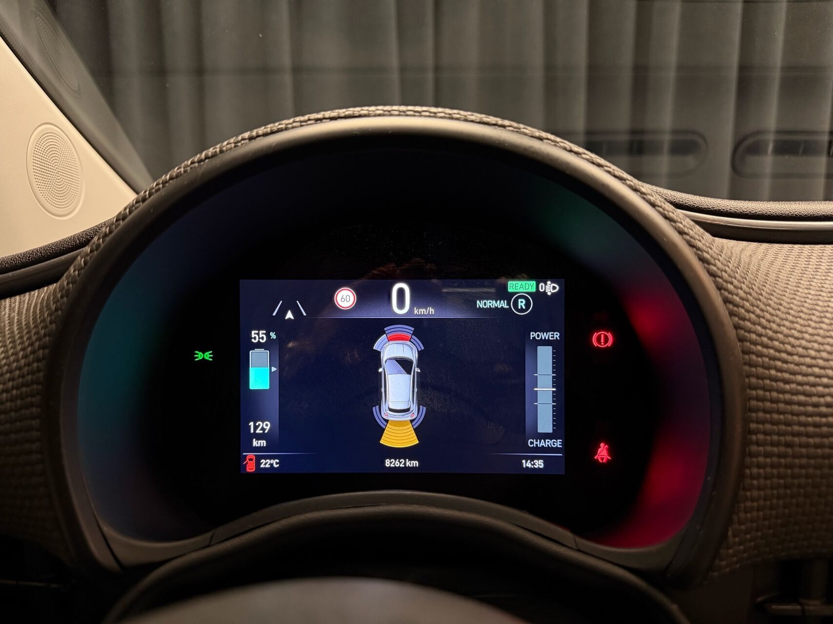 Grå Fiat 500e fra 2020