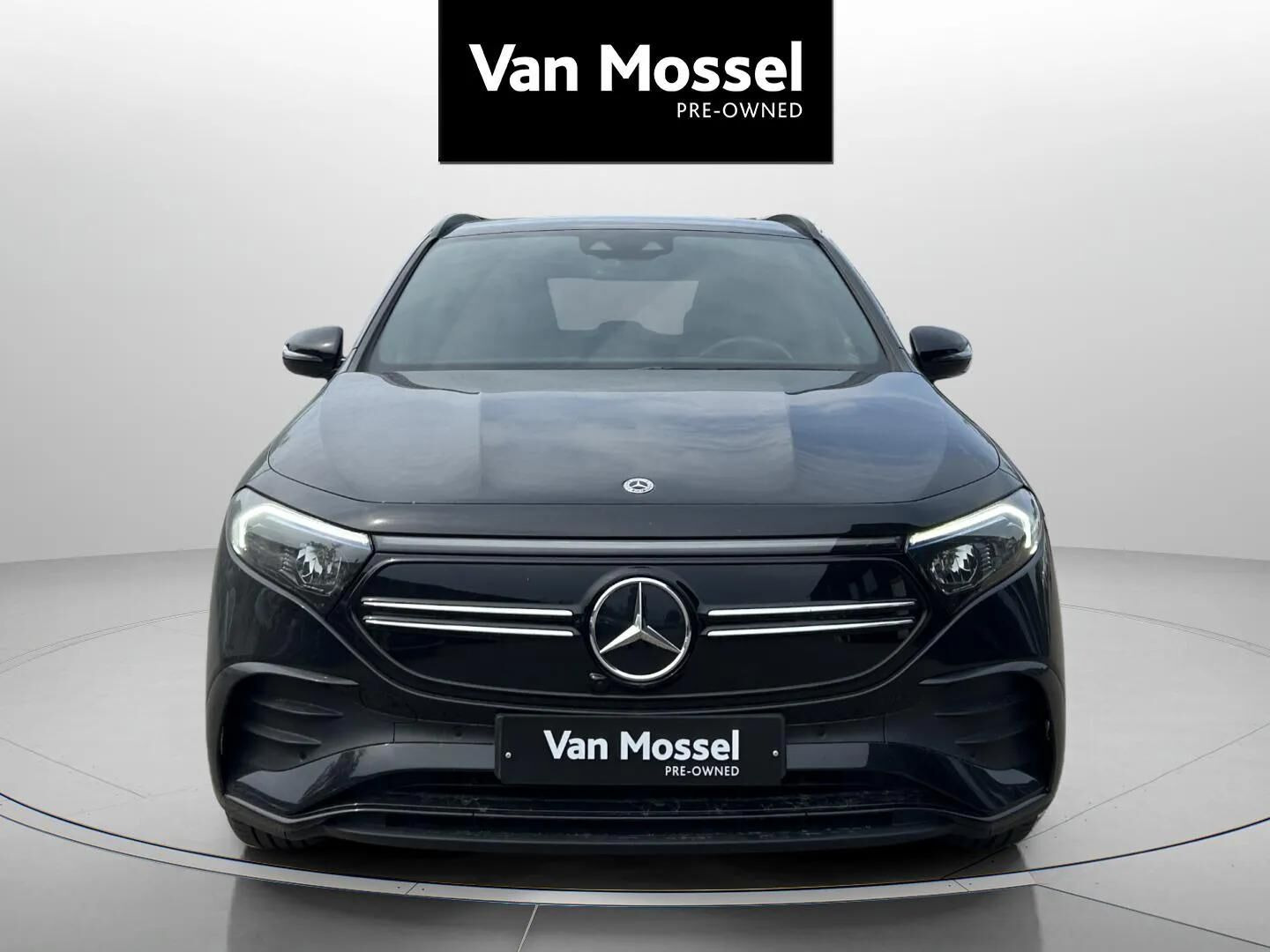 Sort Mercedes EQA 250 fra 2024