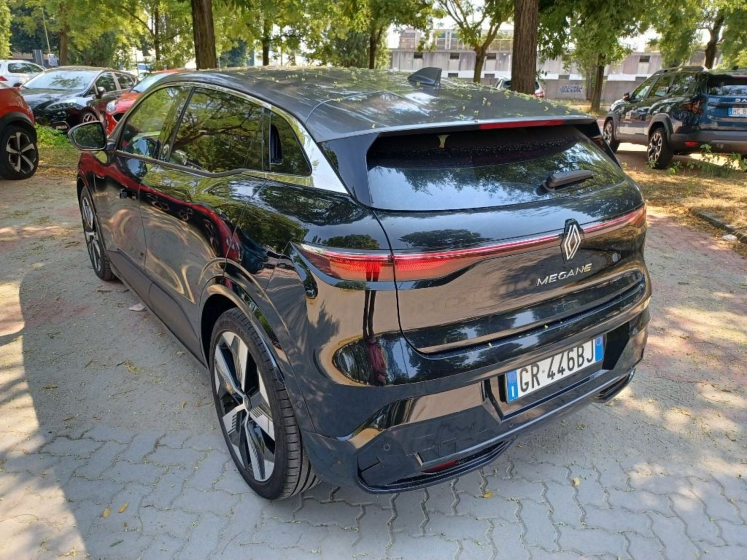 Sort Renault Megane E-Tech fra 2024