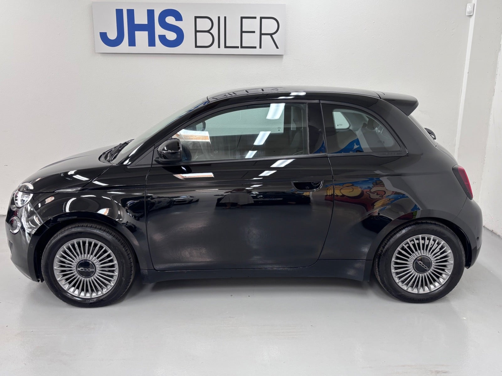 Sort Fiat 500e fra 2023