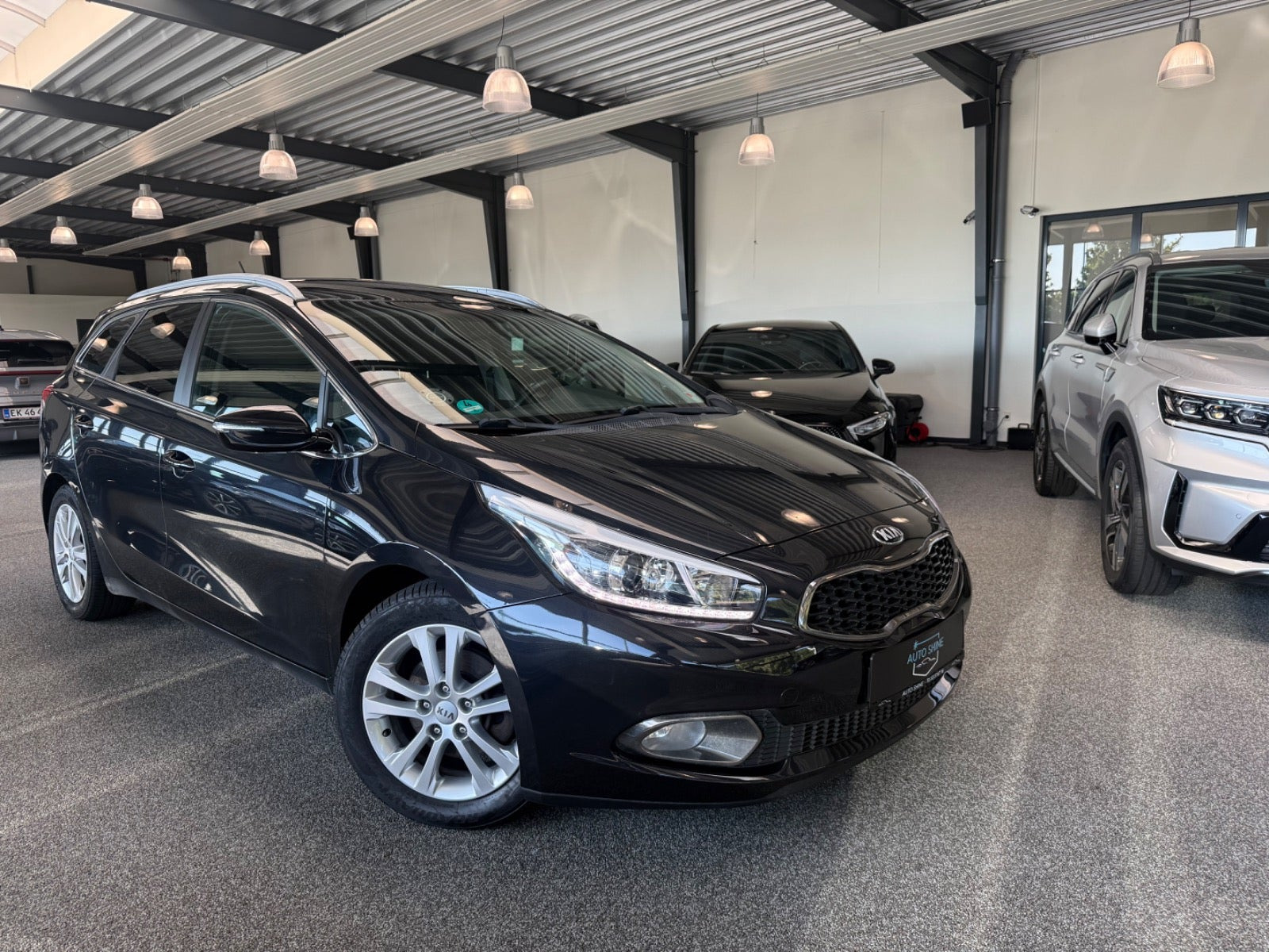 Kia Ceed 1,6 GDi Premium SW DCT