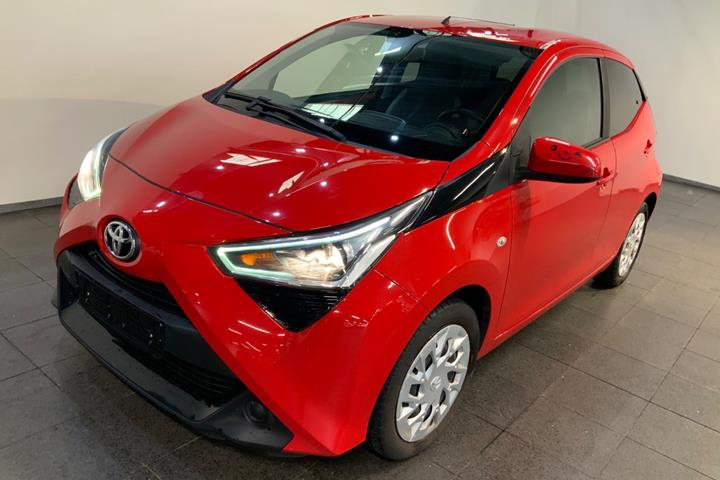 Rød Toyota Aygo fra 2019