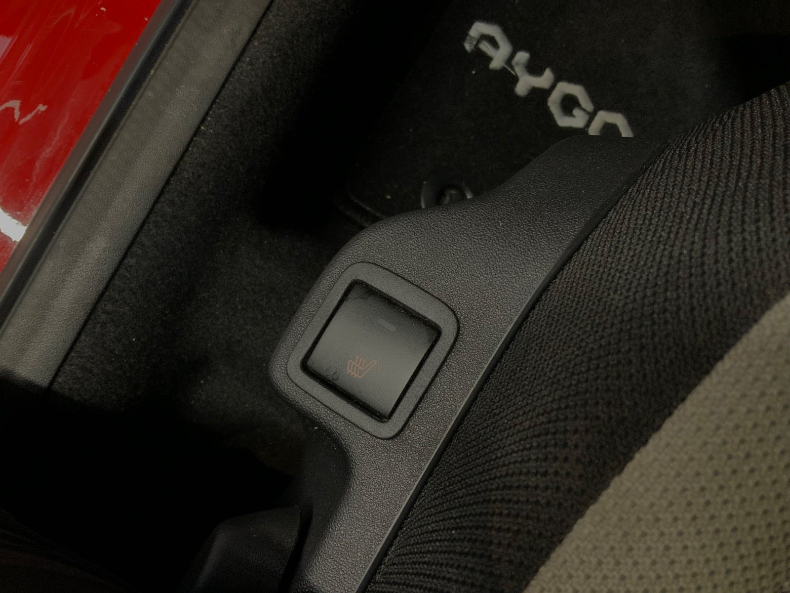 Rød Toyota Aygo fra 2019
