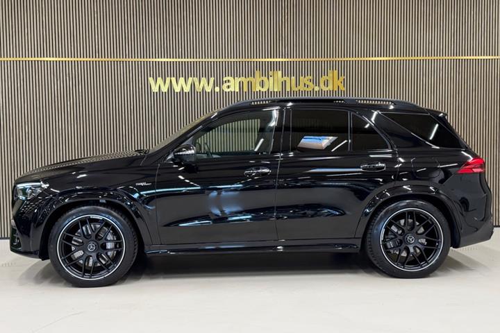 Sort Mercedes GLE53 fra 2025