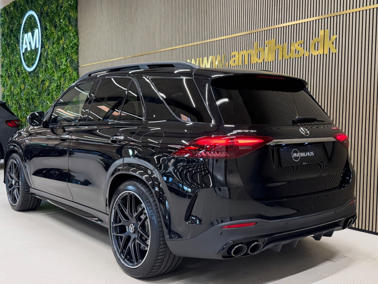 Sort Mercedes GLE53 fra 2025