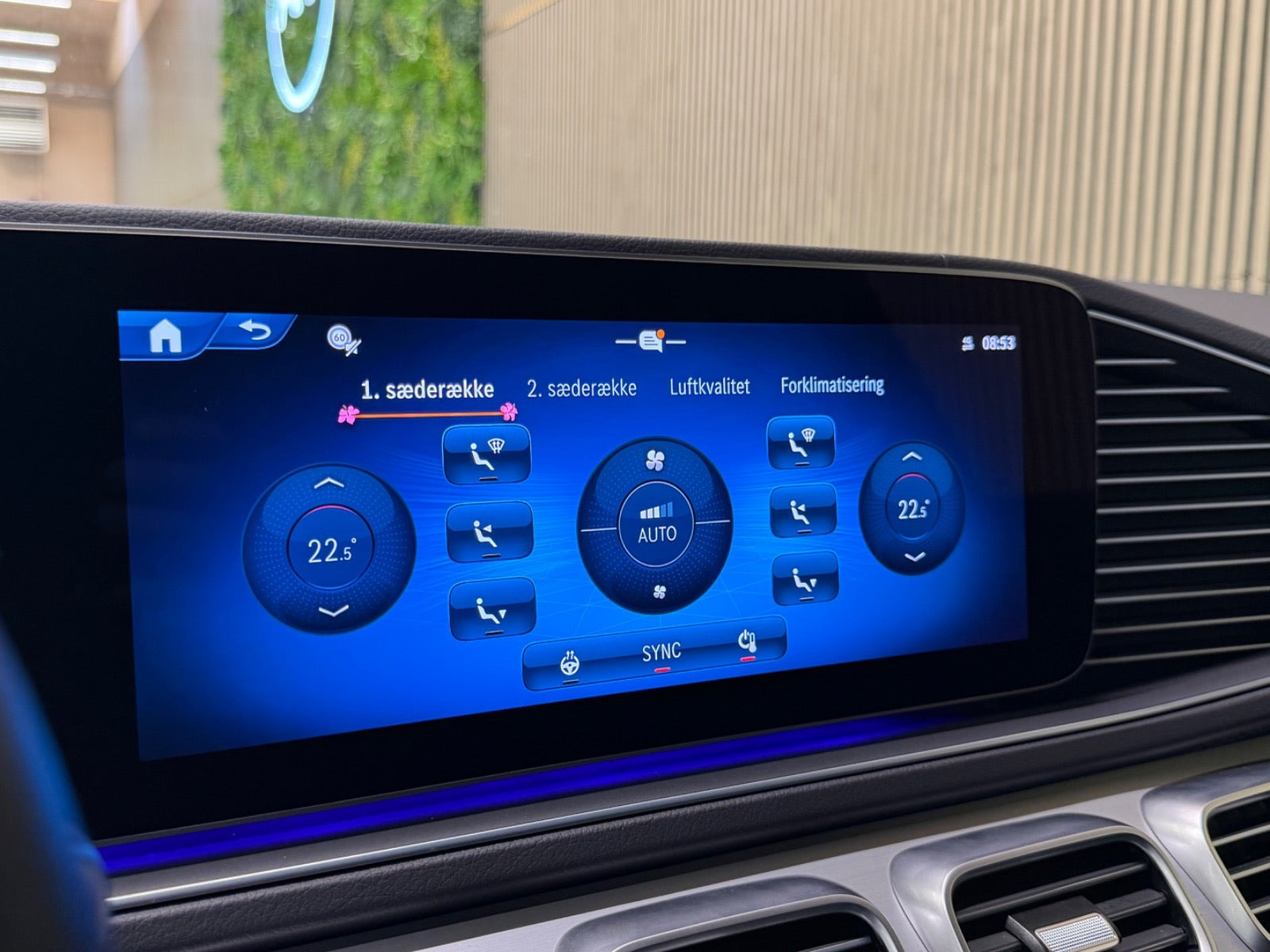 Sort Mercedes GLE53 fra 2025
