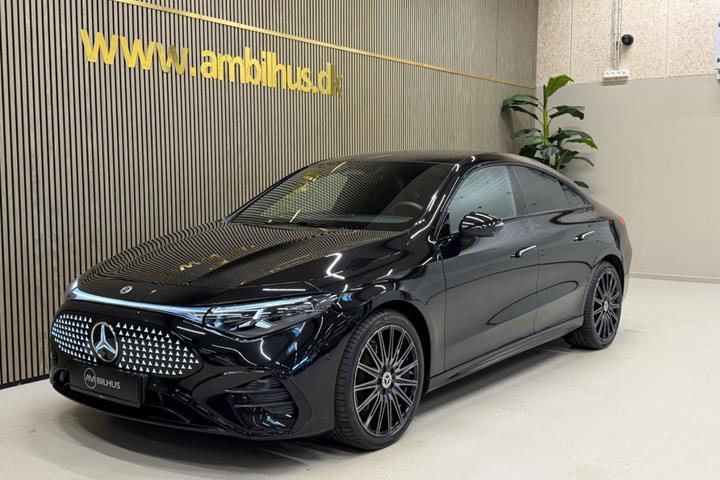 Sort Mercedes CLA250+ fra 2026