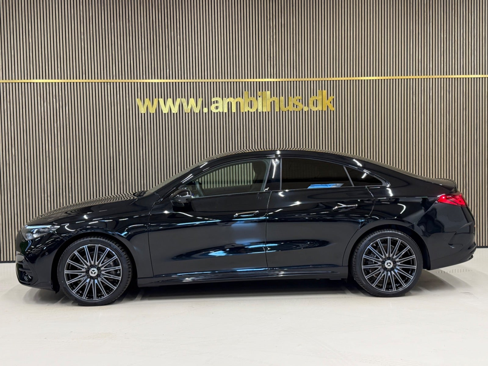 Sort Mercedes CLA250+ fra 2026