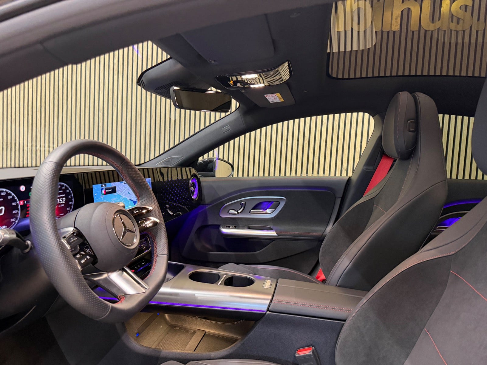 Sort Mercedes CLA250+ fra 2026