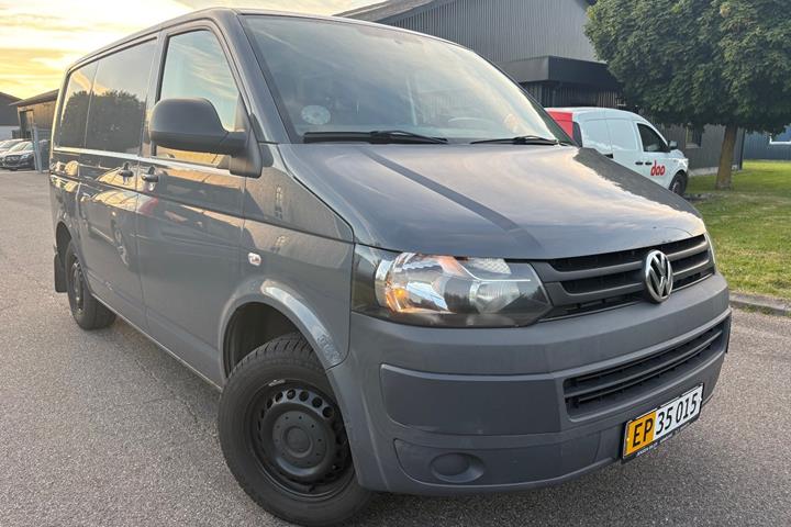 Sort VW Transporter fra 2013