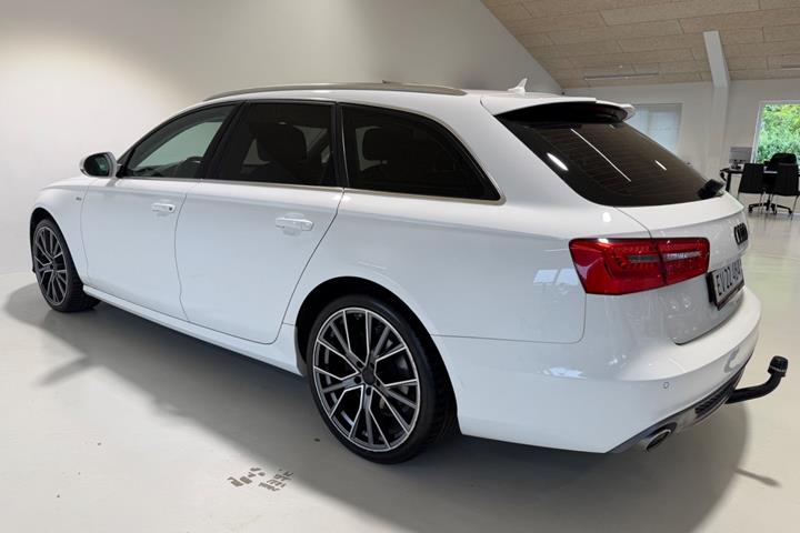 Hvid Audi A6 fra 2014