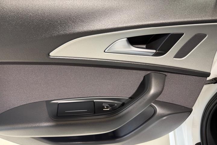 Hvid Audi A6 fra 2014