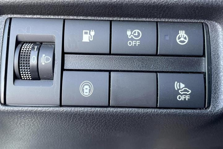 Hvid Nissan Leaf fra 2022