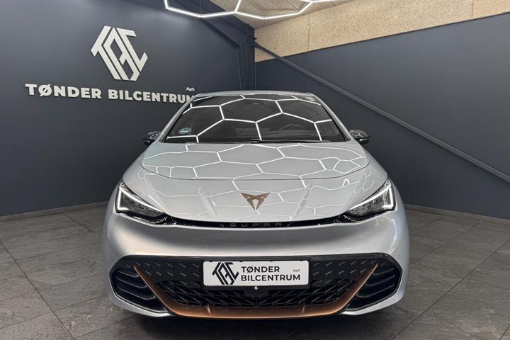 Sølv Cupra Born fra 2026