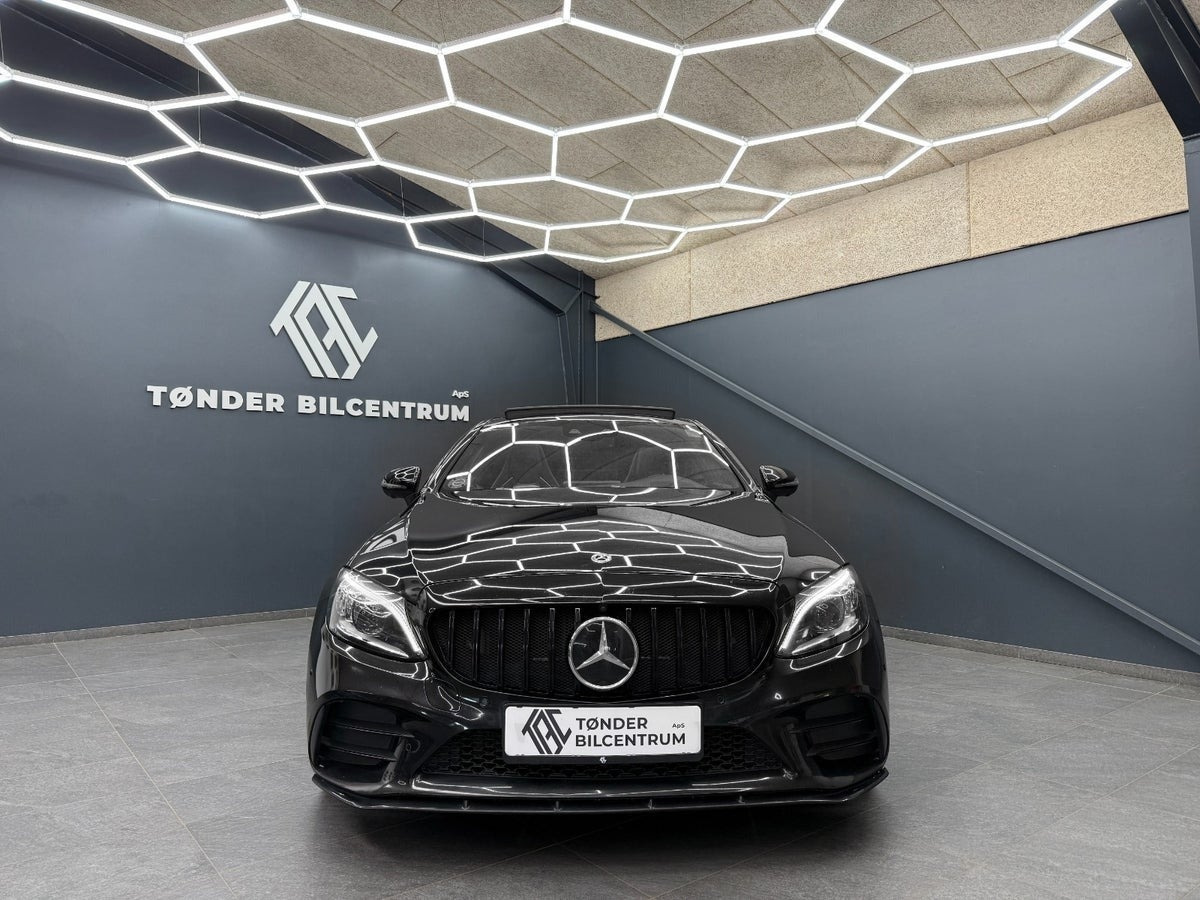 Sort Mercedes C43 fra 2020