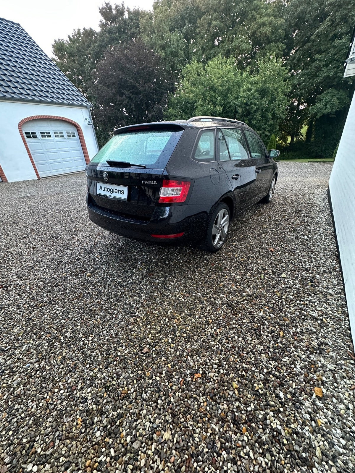 Sort Skoda Fabia fra 2019