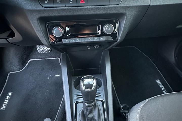Sort Skoda Fabia fra 2019