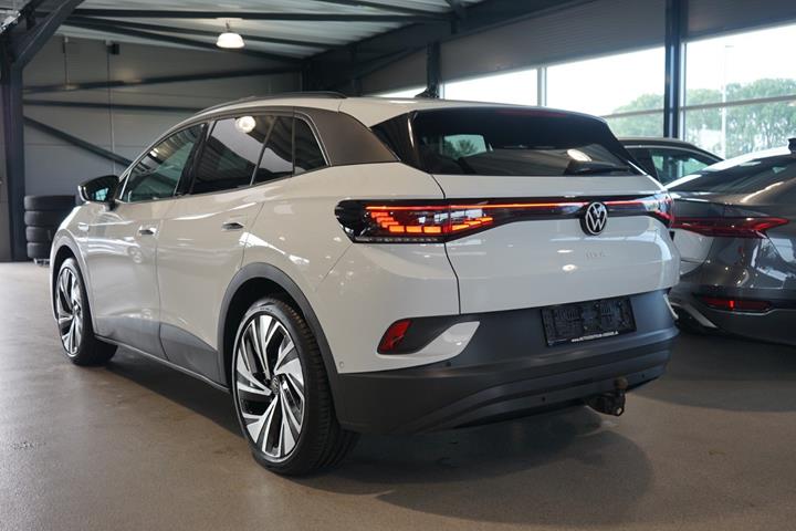 Hvid VW ID.4 fra 2024